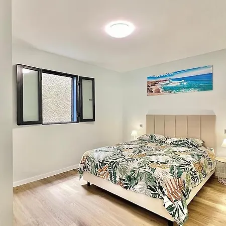 A Casa Azul - * Arco da Calheta (Madeira)